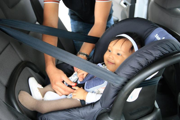 chauffeur vtc paris siège bébé rehausseur